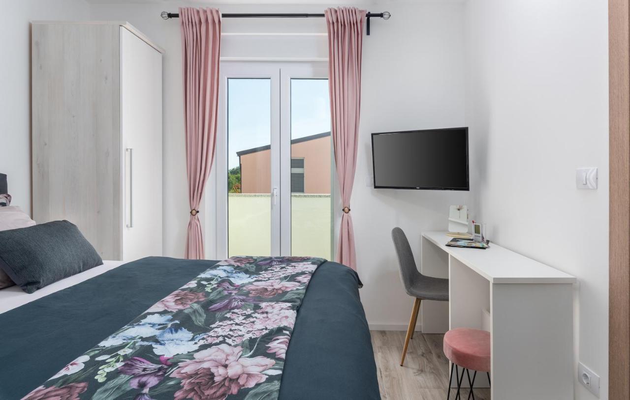 Apartments Amore 法扎纳 外观 照片